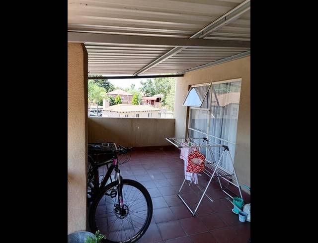 2 BEDROOM HOUSE FOR SALE IN SAFARI GARDENS